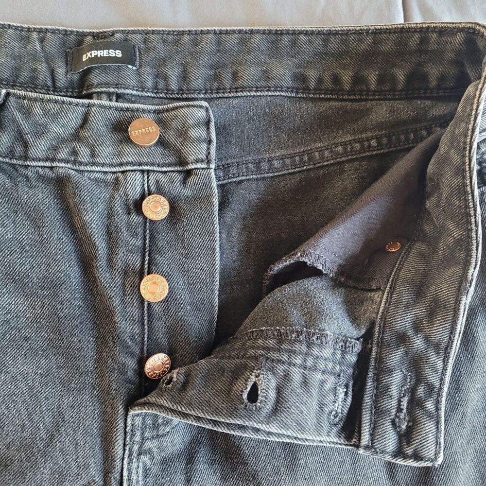 Express Jeans Womens Size 10 Low Rise Relaxed Straight Button Fly Faded Black - Picture 2 of 8